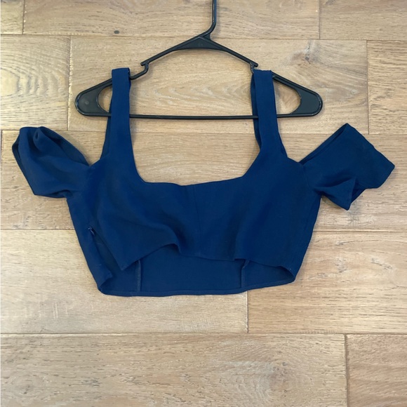 Reformation Crop Top Size 4 Navy with Lining Size 4 - Picture 3 of 8